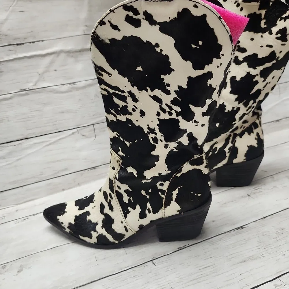 DINGO Live a Little Cow Print Calf Hair Western Boots Women's Size 8 Black/White